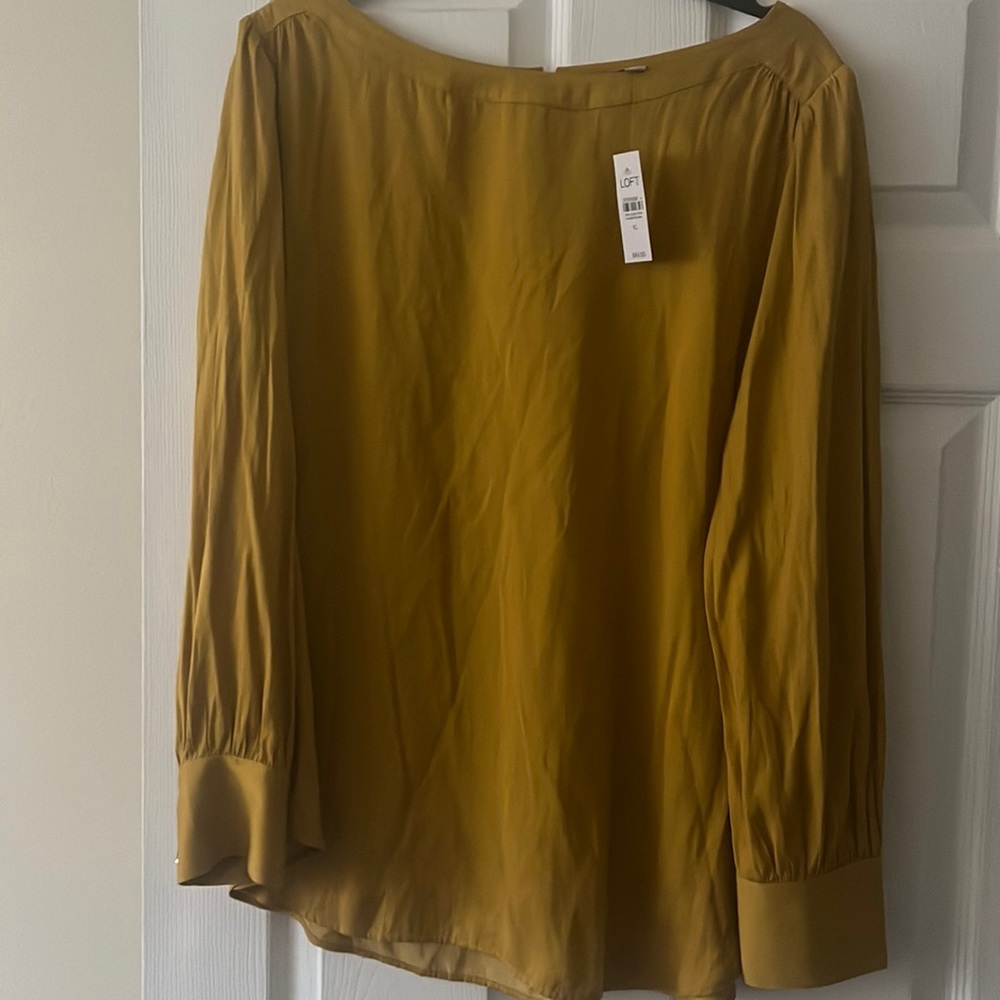 NWT loft blouse